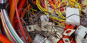 第一屆國(guó)家危險廢物鑒别專家委員會(huì)正式成(chéng)立丨危廢管理問題急需企業重視！